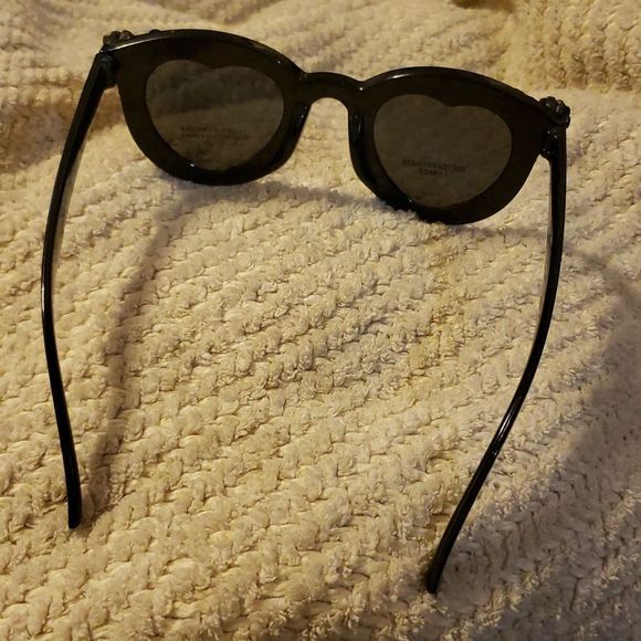 Black bling embellished sunglasses - Picture 5 of 5